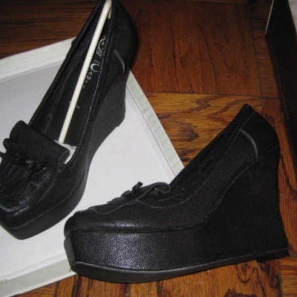 Jeffery Campbell Allison Vintage Platform Penny Loafers NIB - Picture 2 of 8